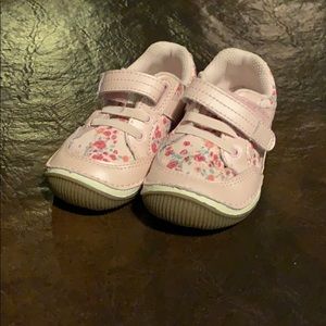 Stride Rite tennis shoe toddler girls